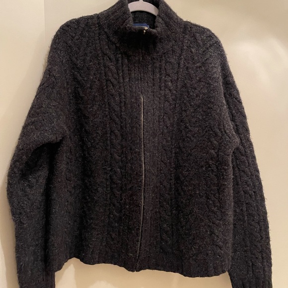 J Crew 100% Wool Sweater - Picture 6 of 8